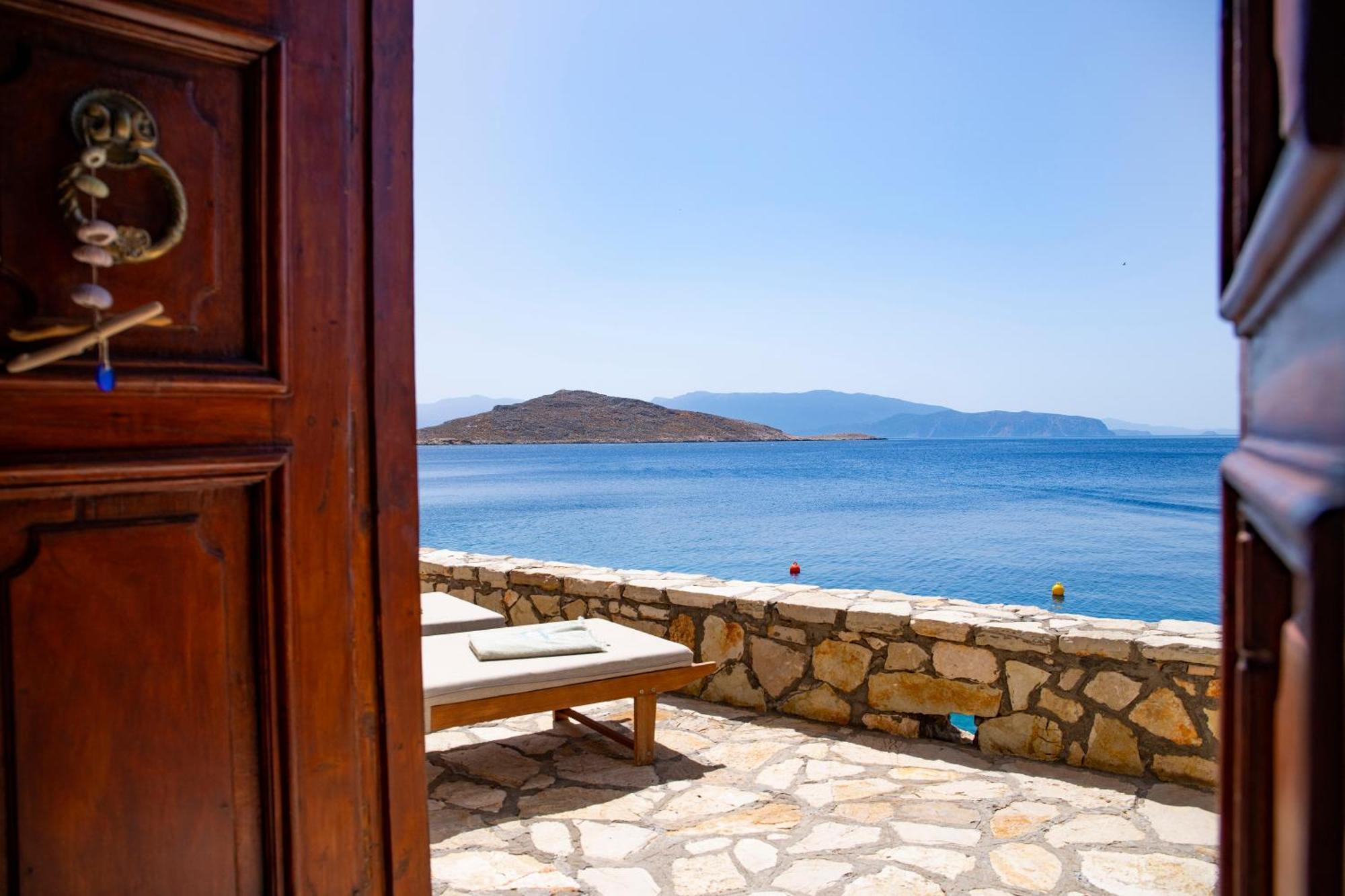 Villa Electra Chalki Town Exteriör bild