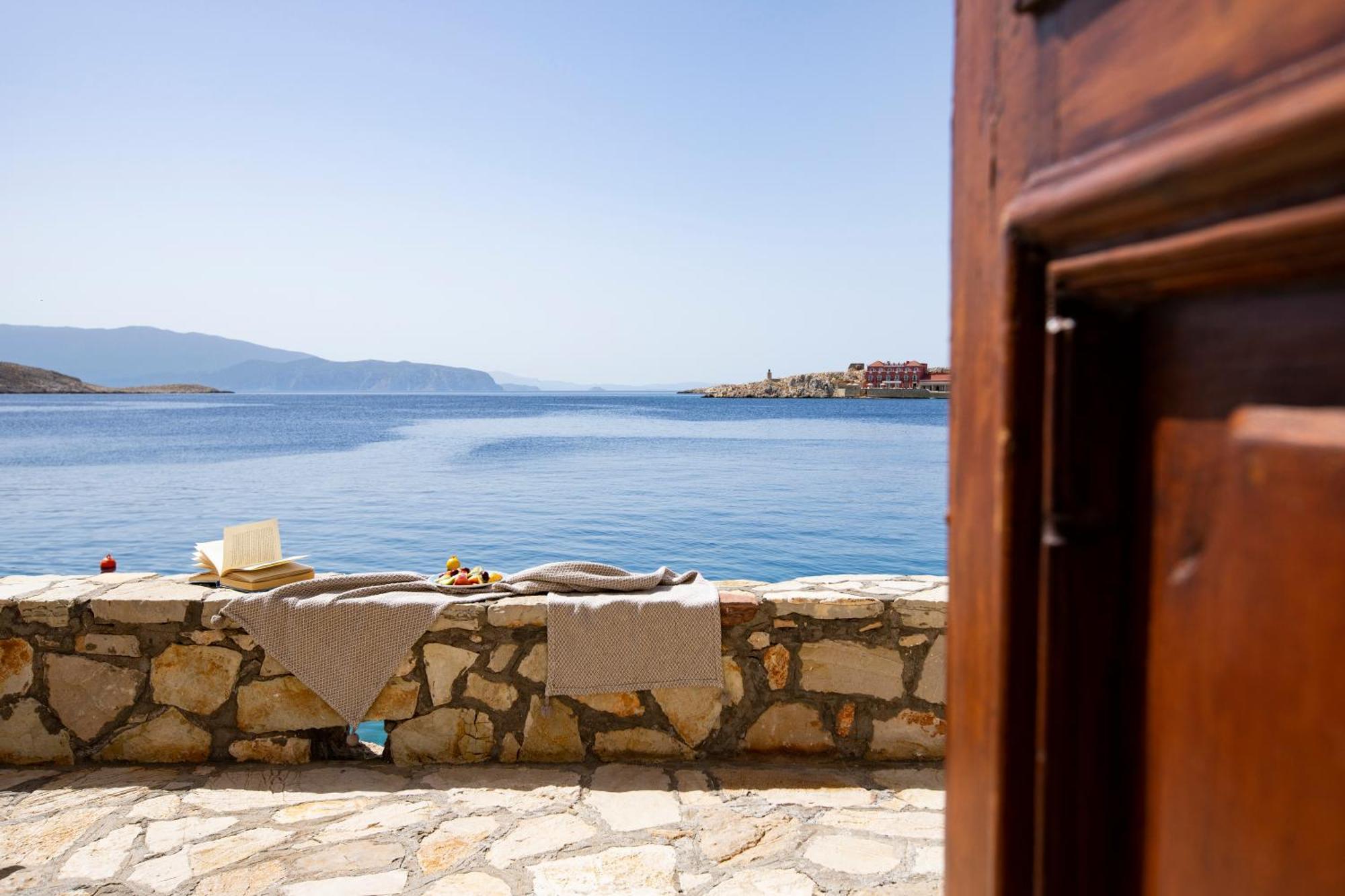 Villa Electra Chalki Town Exteriör bild