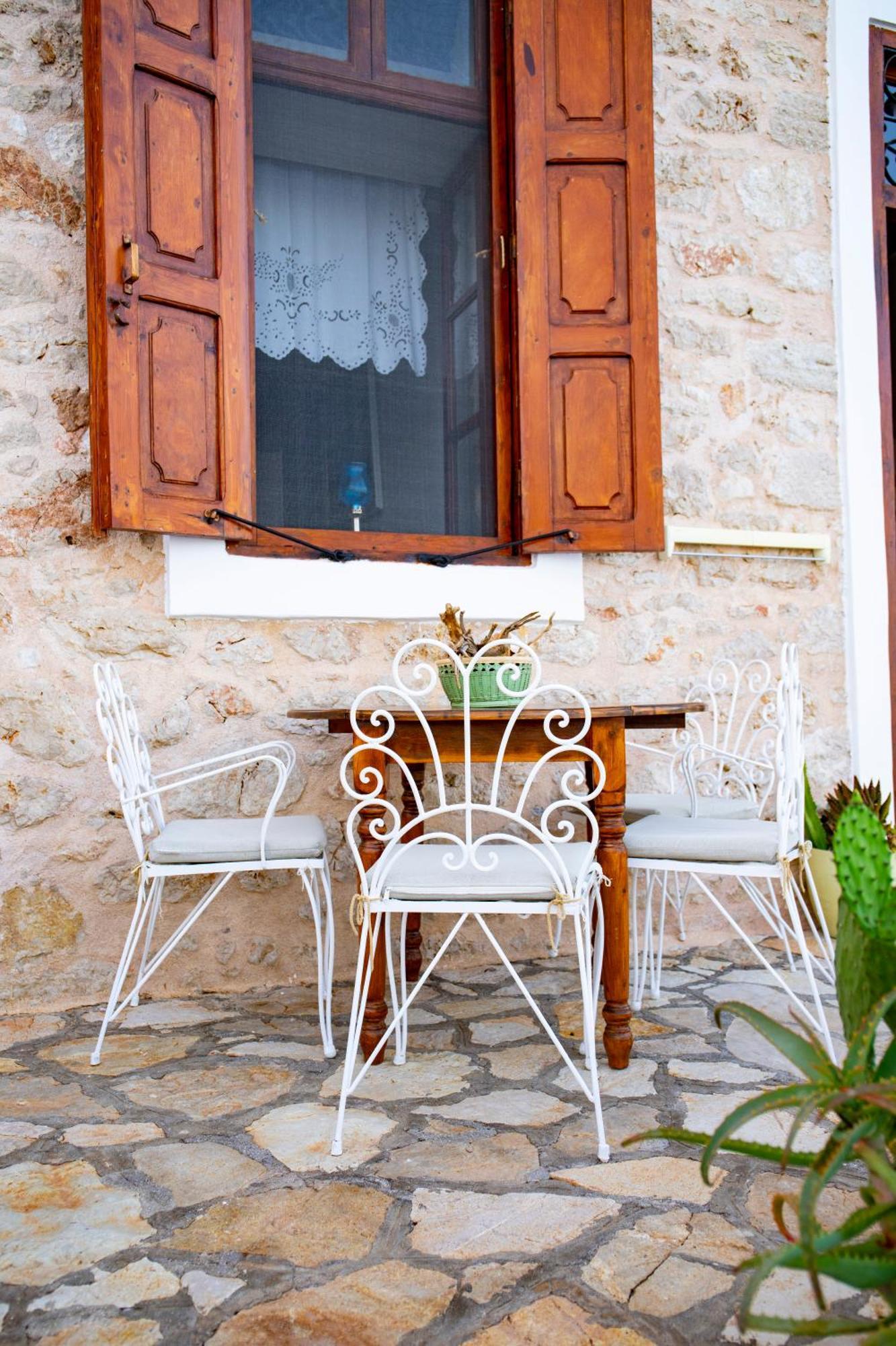 Villa Electra Chalki Town Exteriör bild