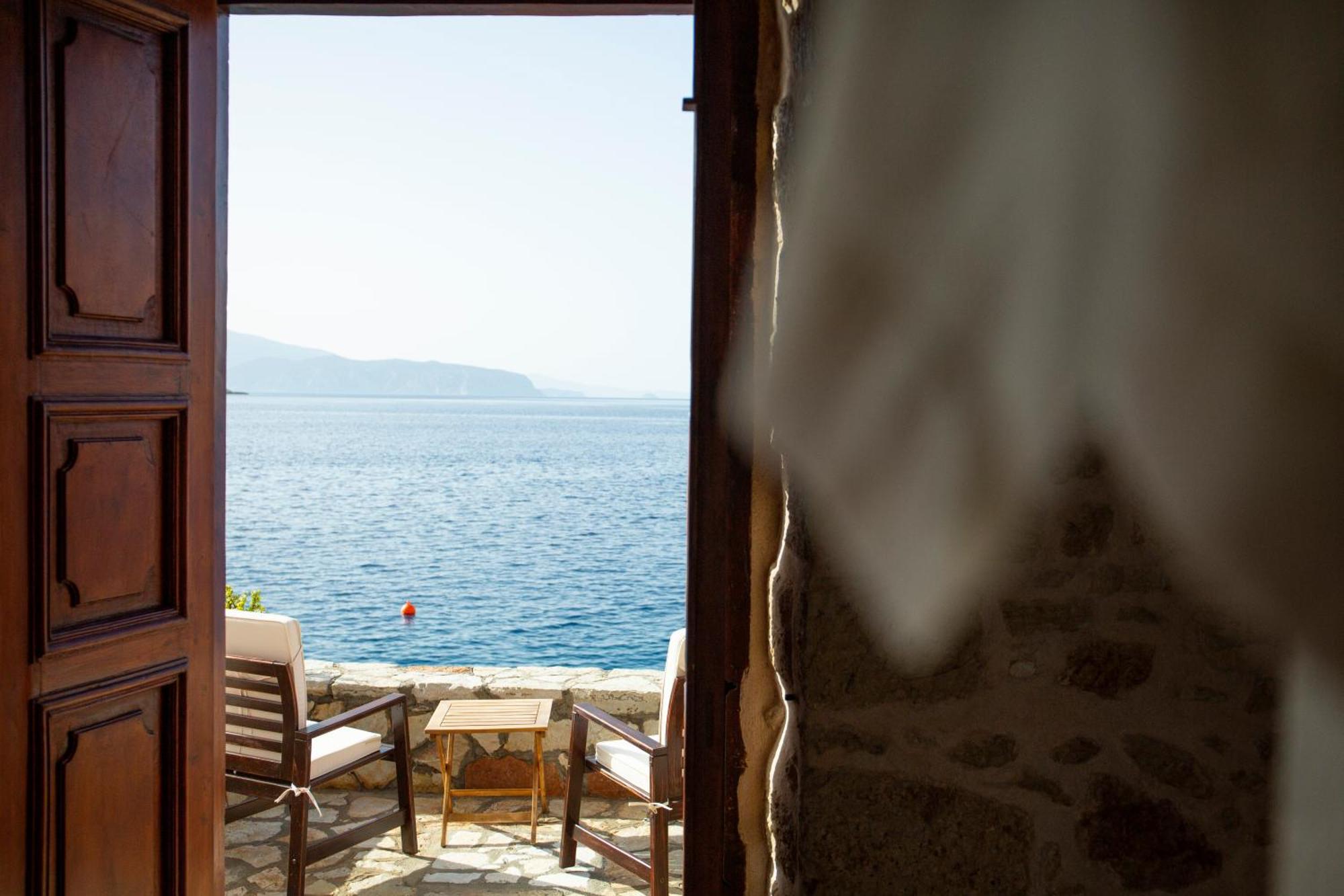 Villa Electra Chalki Town Exteriör bild