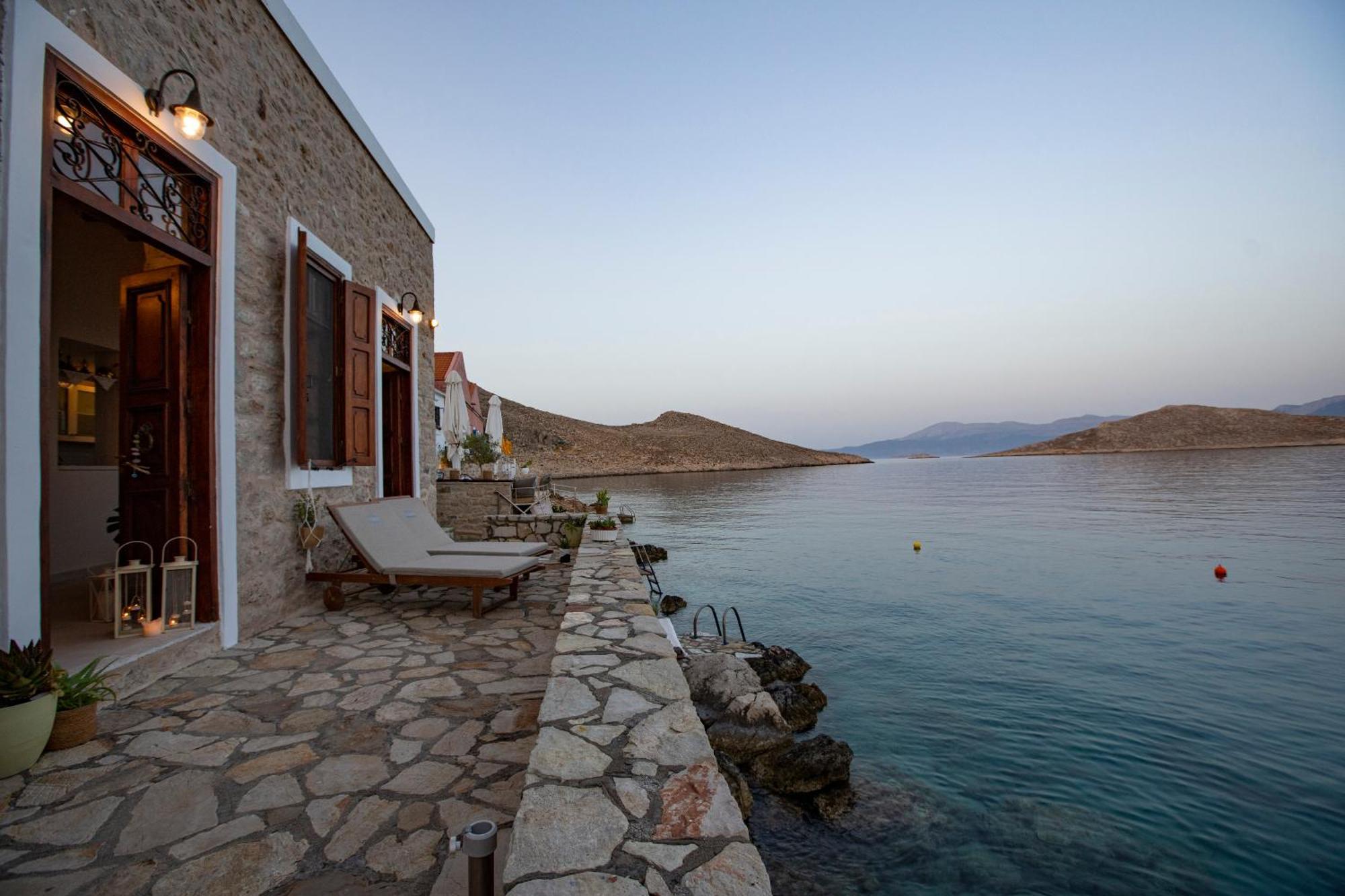 Villa Electra Chalki Town Exteriör bild