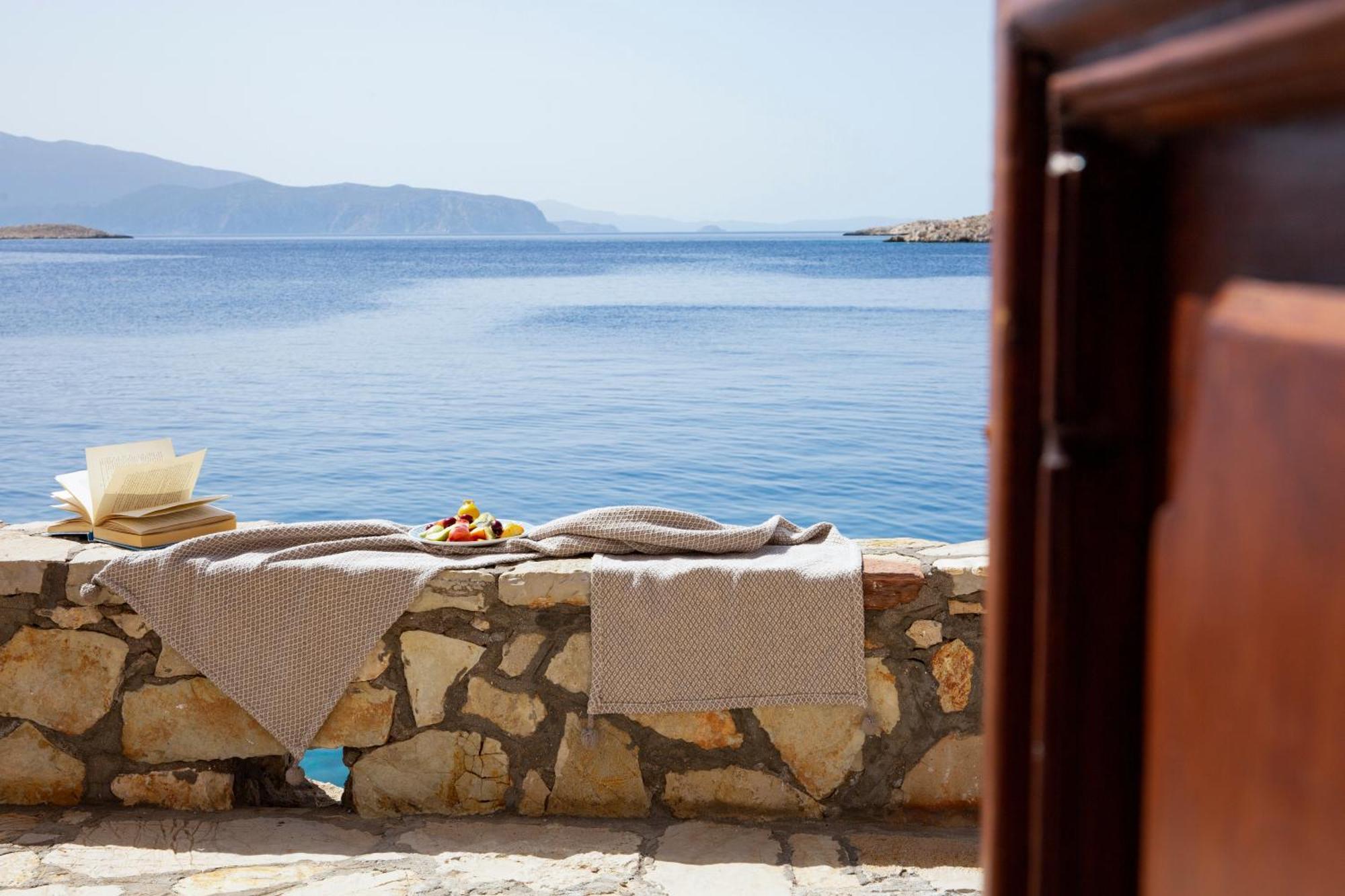 Villa Electra Chalki Town Exteriör bild